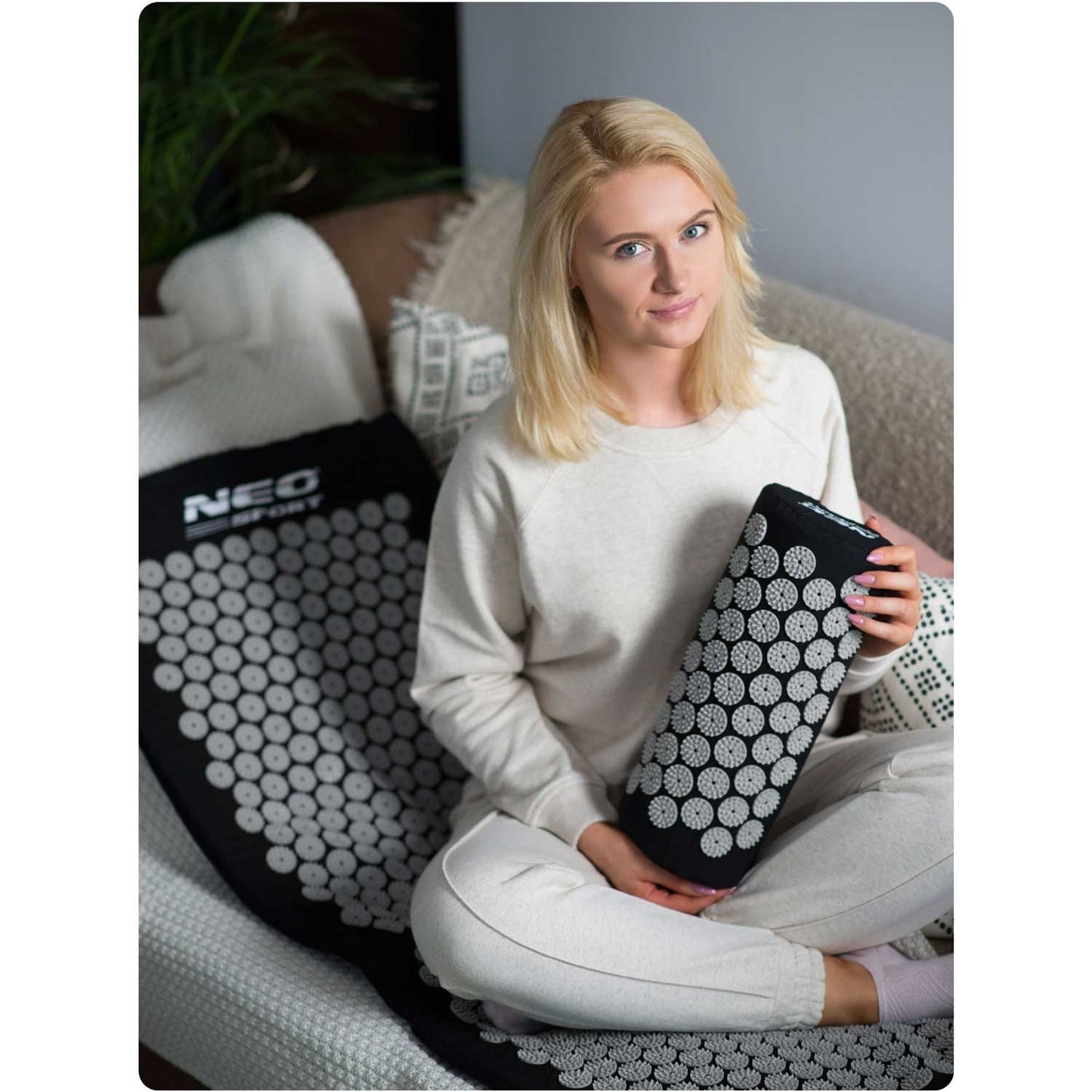 Acupressure mat with Spikes Neo-Sport NS-901 Black/Grey