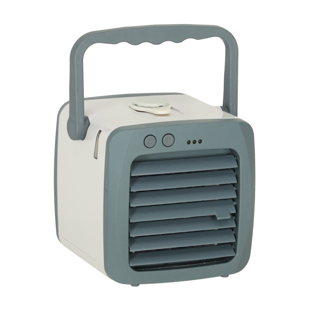 Air conditioner fan humidifier handle