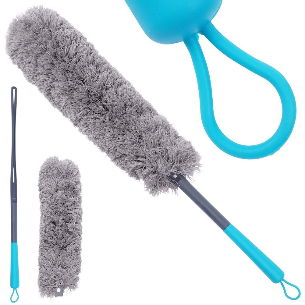 Antistatic dusting brush with microfiber hairAntistatic dusting brush with microfiber hair. With this brush, you can quickly and easily get rid of dust, even in hard-to-reach places.