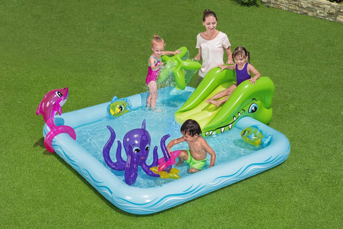 Aquarium Play Center