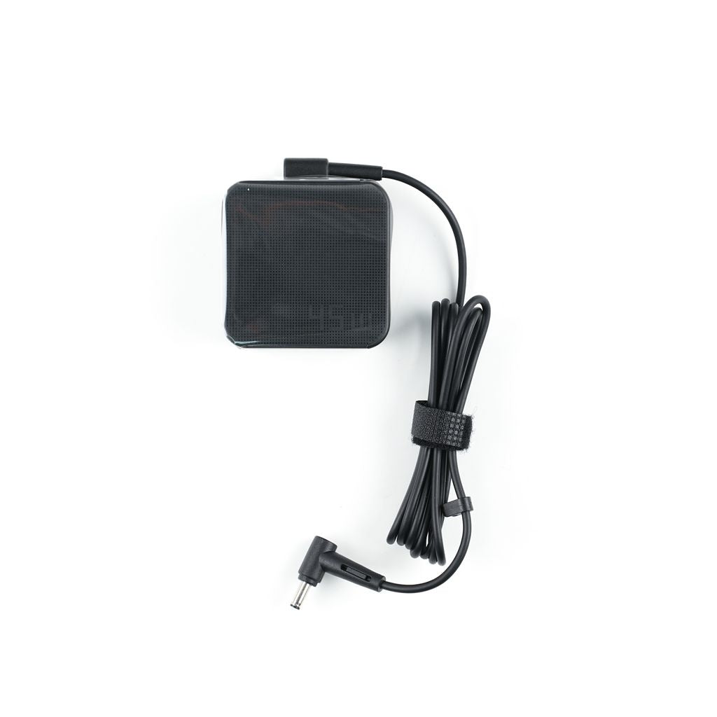 Asus Nätadapter 45W19V 3P 4Phi