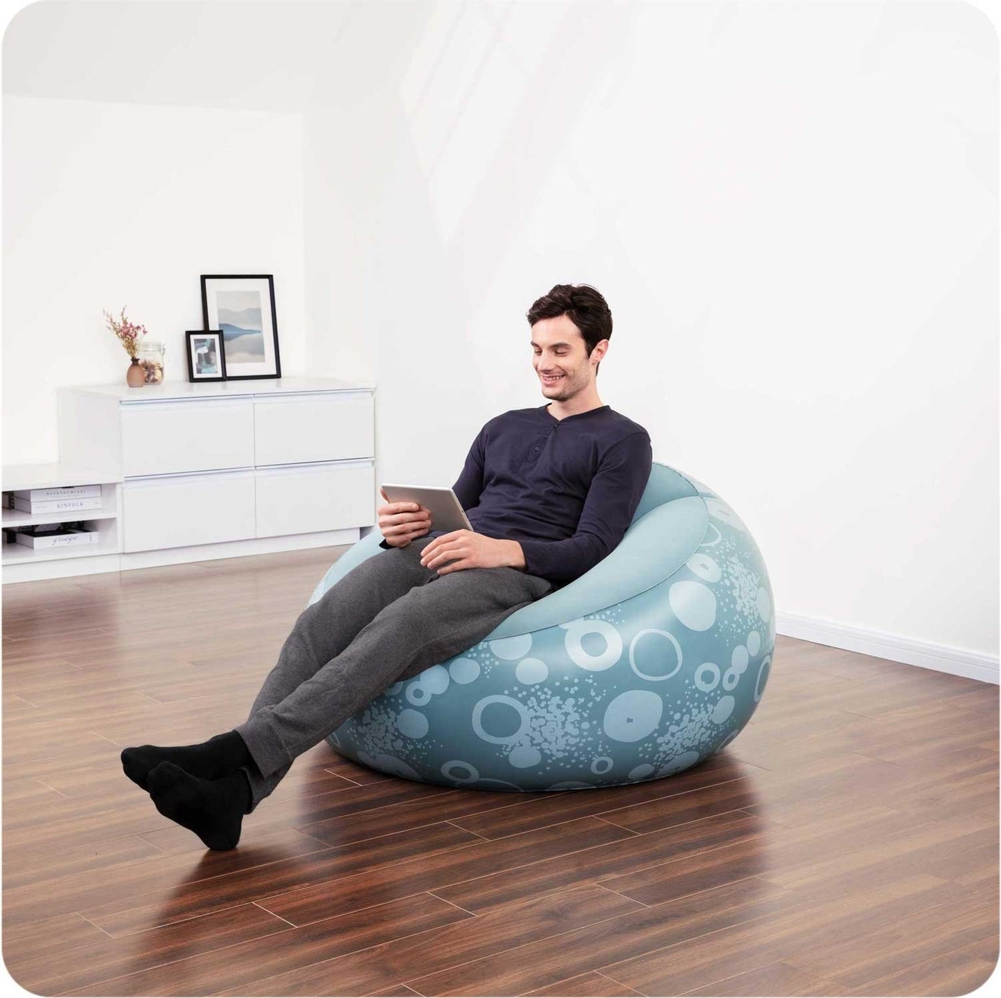 Bestway 75052 red inflatable pouffe chair