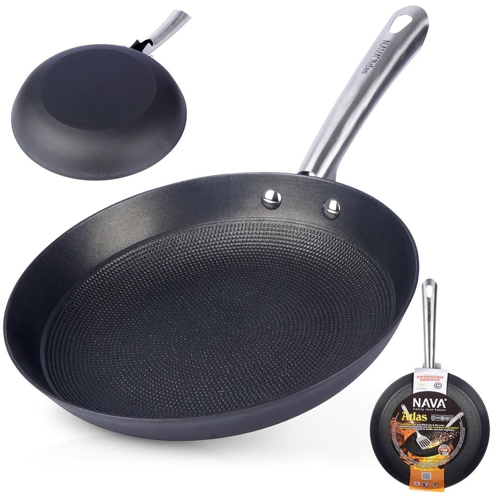 Cast iron pan with non-stick for frying and oven use