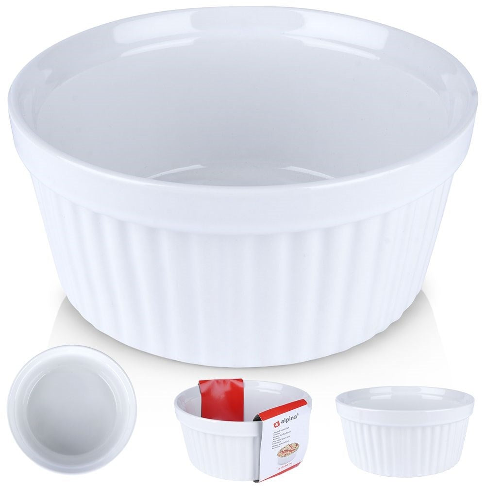 Ceramic baking dish: Perfect for gratins and desserts
