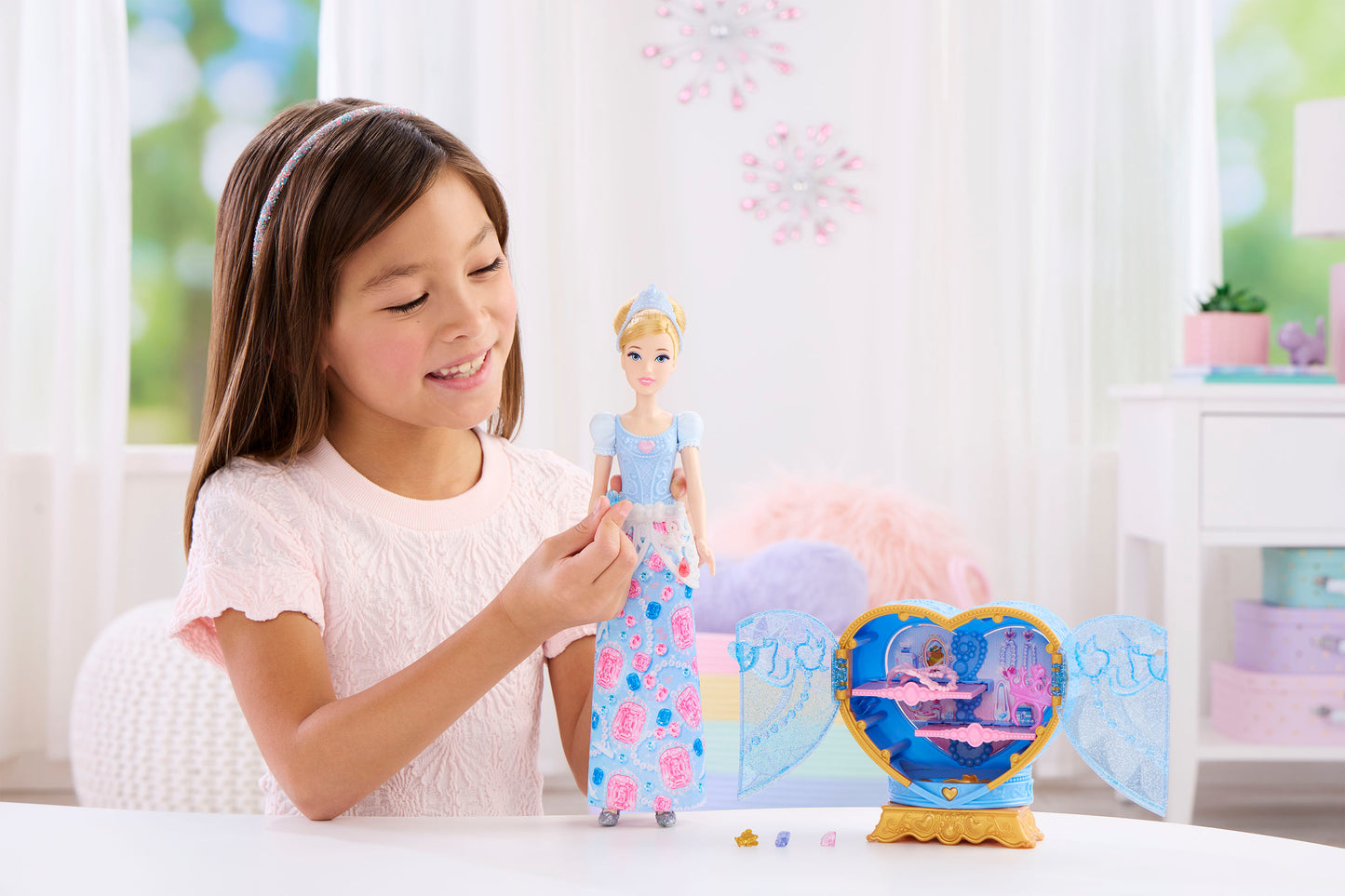 Cinderella Heart Wand with Doll and Accessories Set