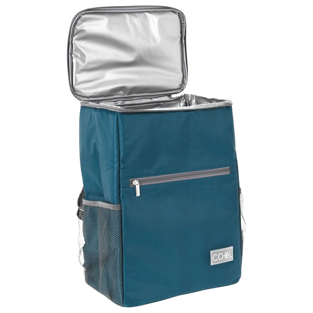 Comfortable cooler bag in backpack format for food and drinks