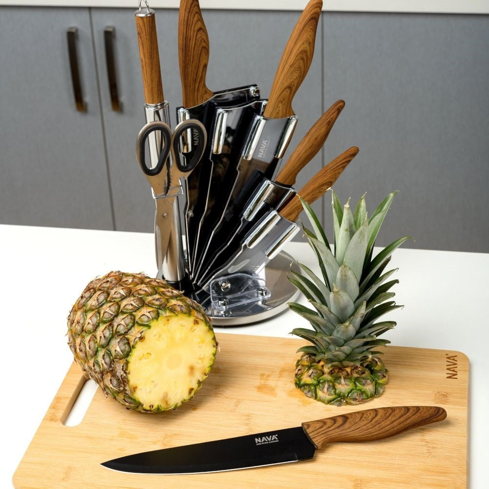 Complete kitchen knife set with non-stick coating and sharpening tool