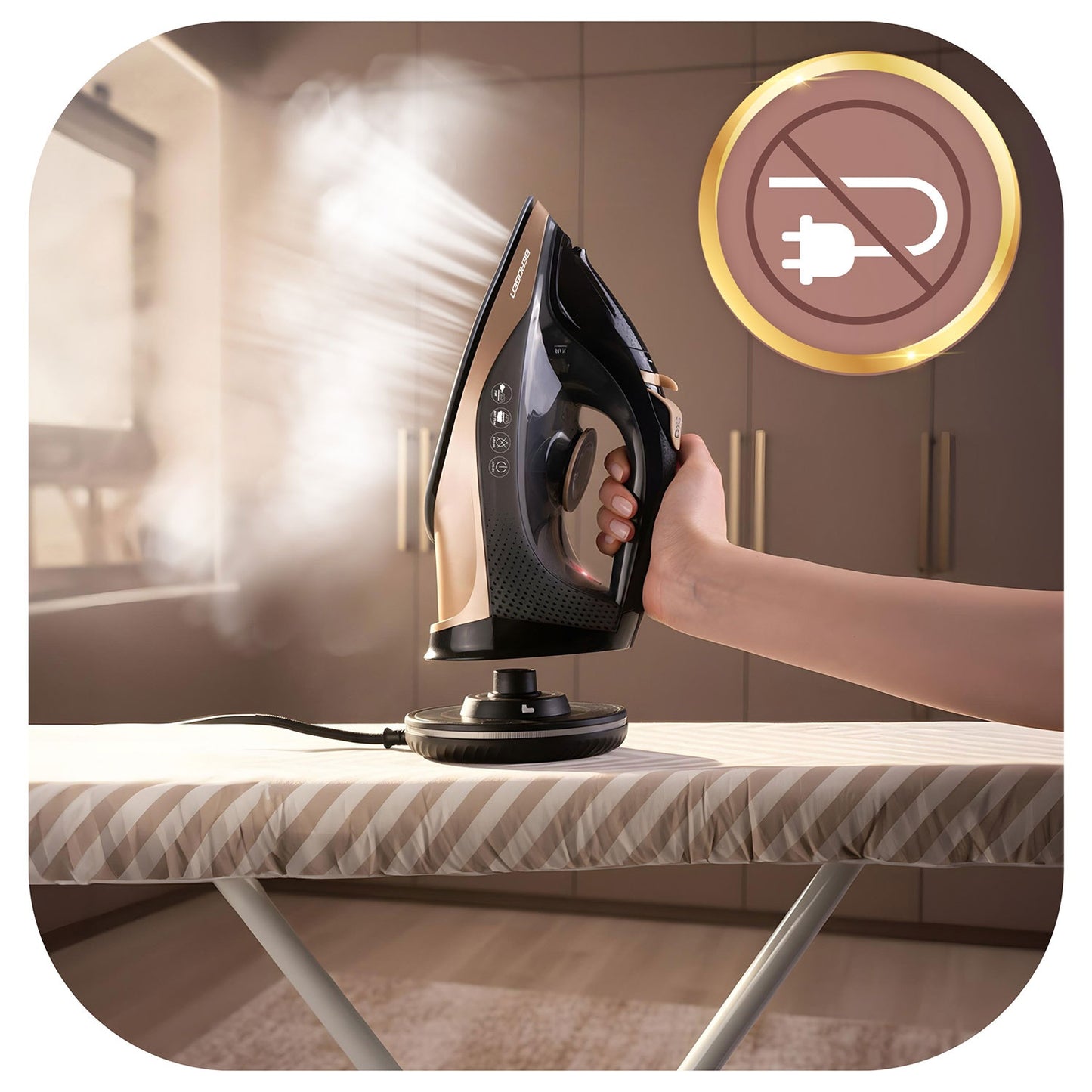 Cordless Steam Iron 2600W, Ceramic Soleplate, 320ml