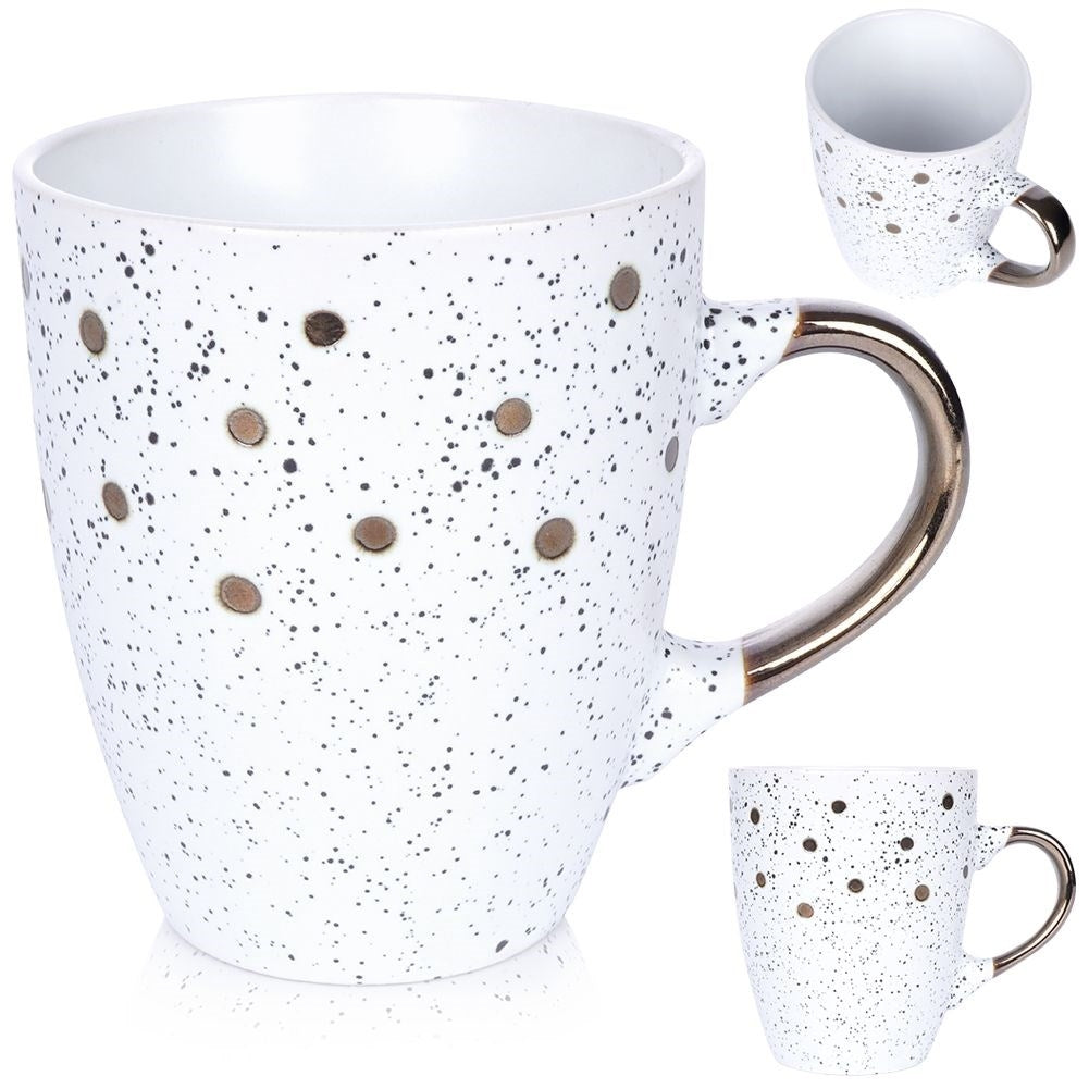 Cup in Ceramic with Dotted Pattern in Black and Gold