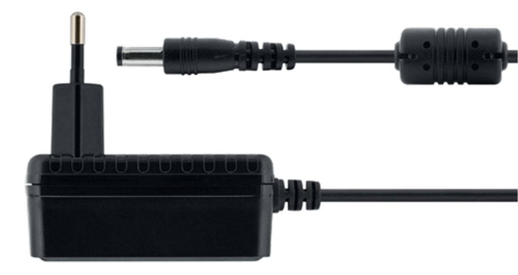 DELTACO Mains adapter, 100-240V AC 50-60Hz to 5V DC, 3A, 1.5m - Black