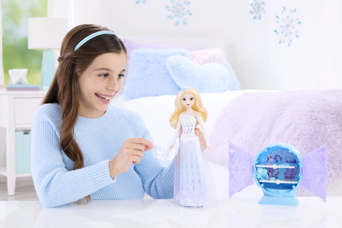 Frozen Elsa Reveal Wand with Jewelry and Doll Set