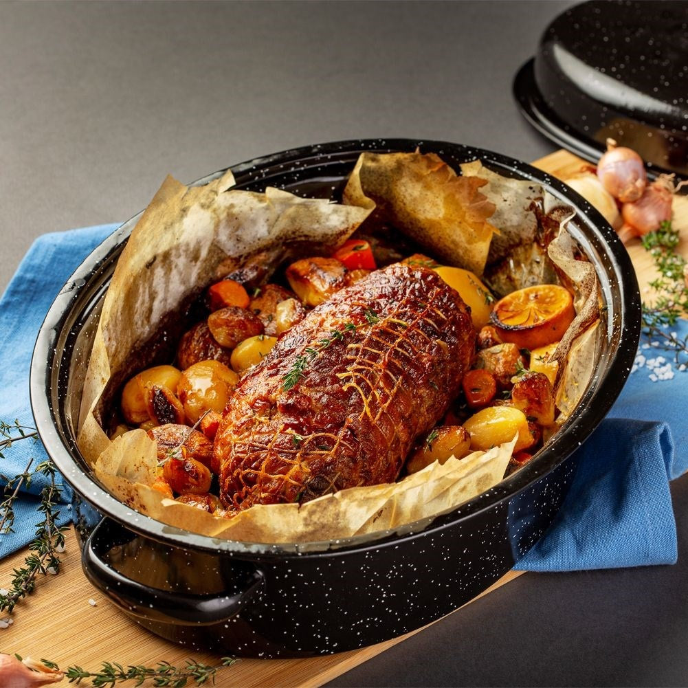 Frying pan with enamel lid for smooth and tasty cooking