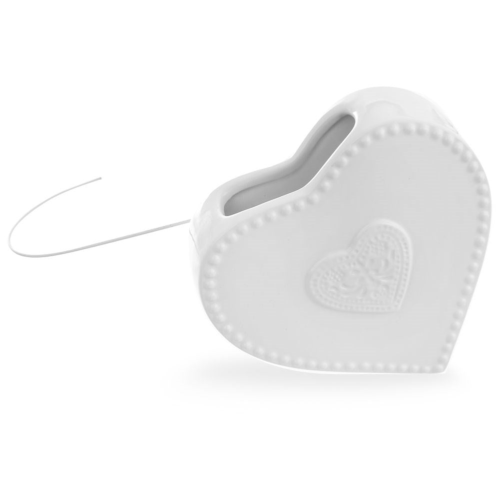 Heart-shaped ceramic humidifier for elements