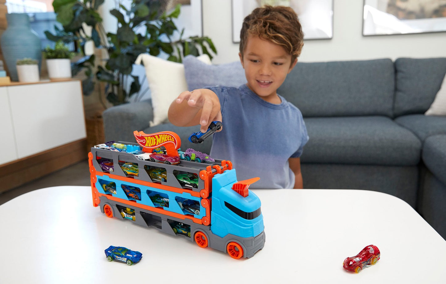 Hot Wheels City Speedway Hauler