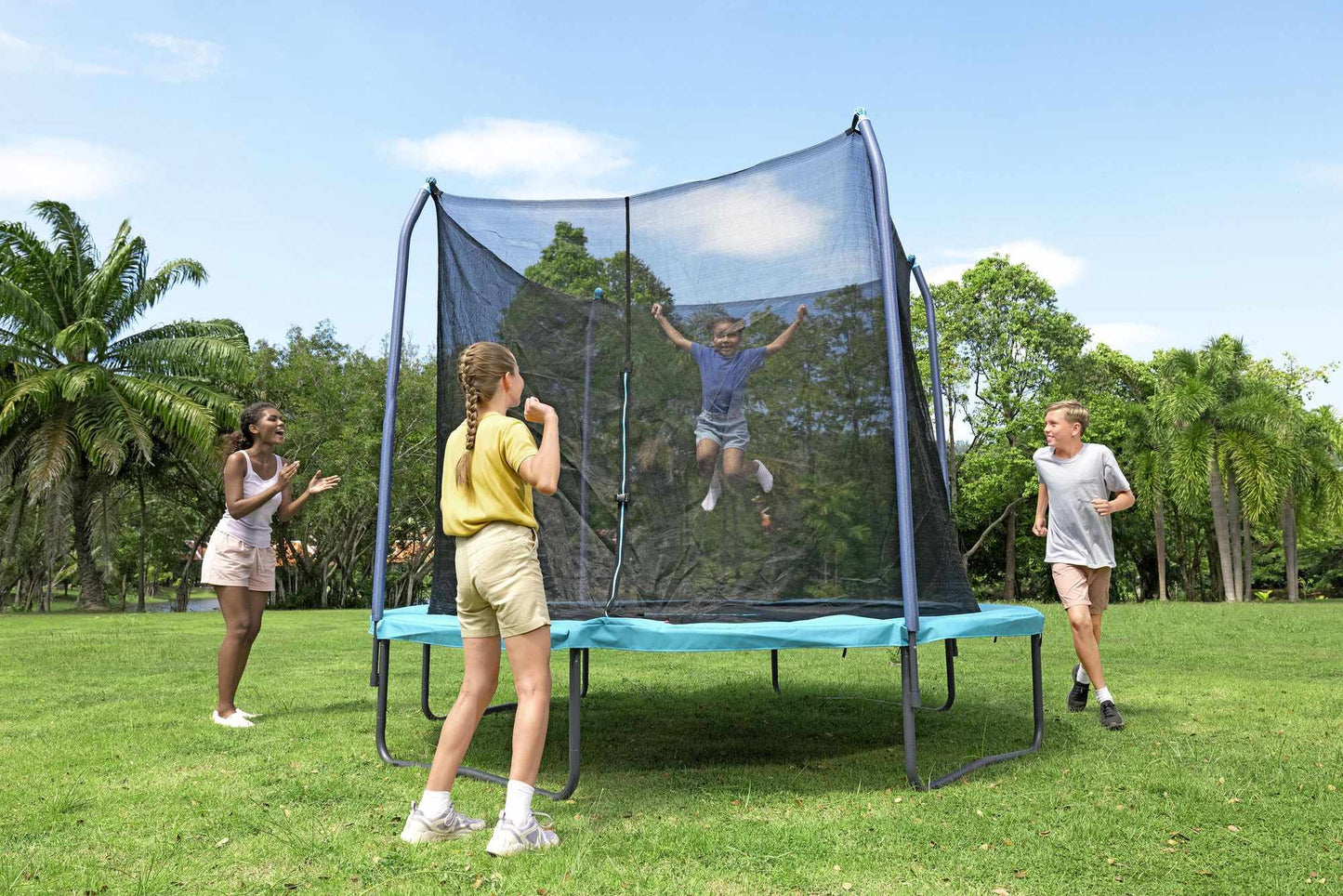 Kids Outdoor Trampoline with Safety Net, 3.05m x 2.55m