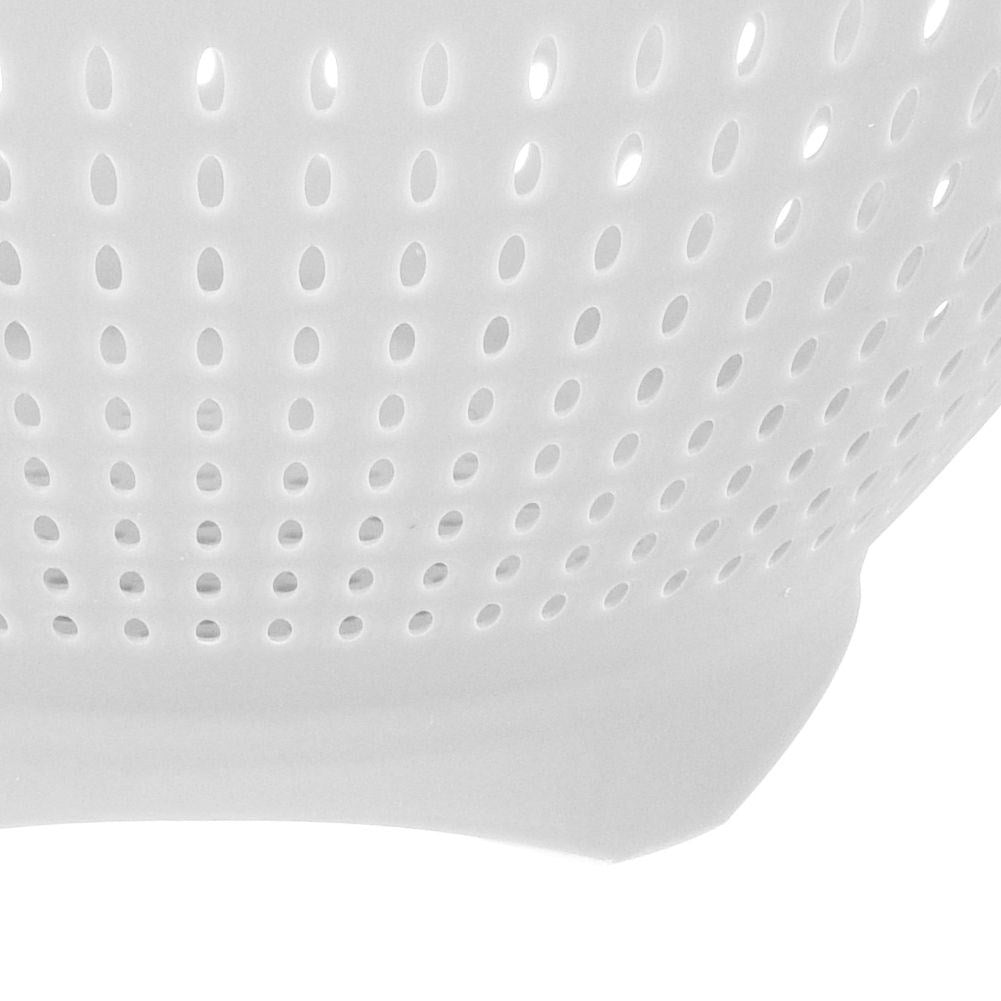 Large strainer for vegetables, fruit and pasta
