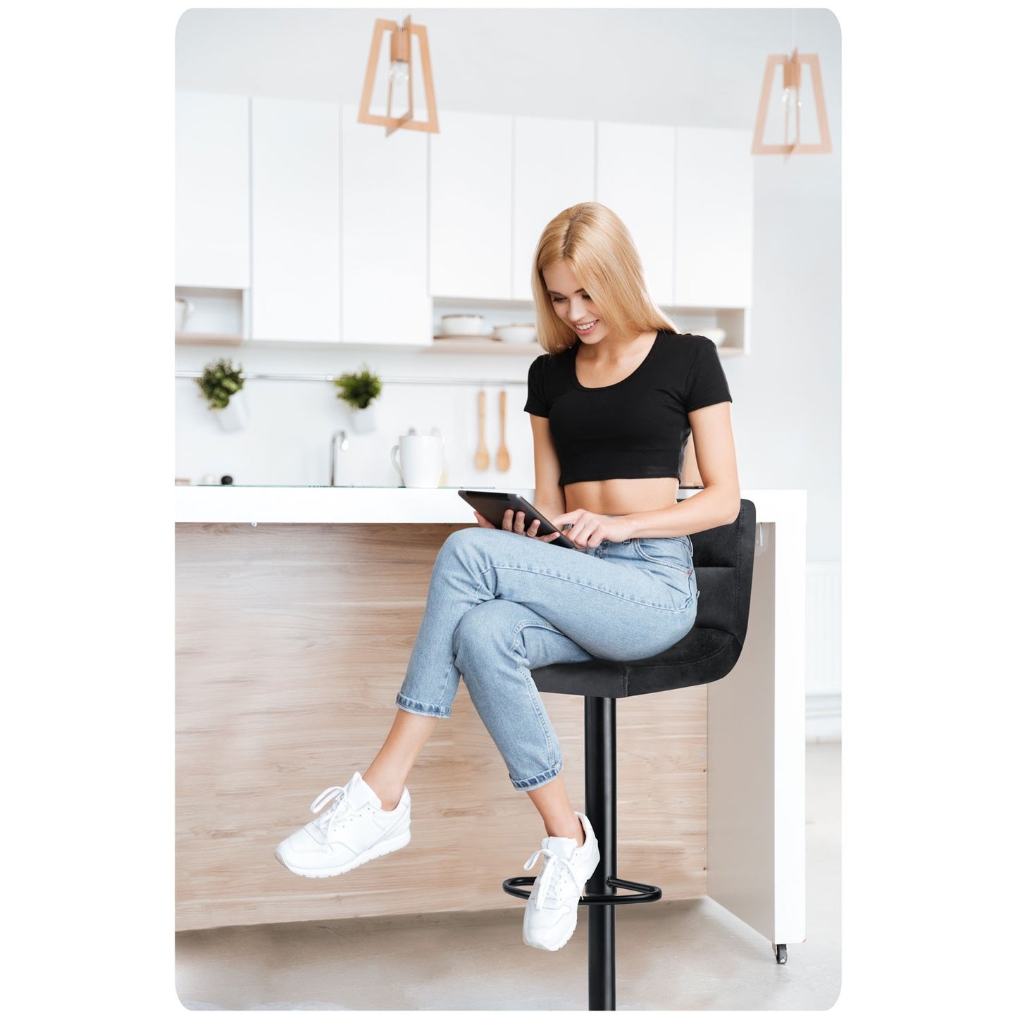 Monro bar stool with backrest, black