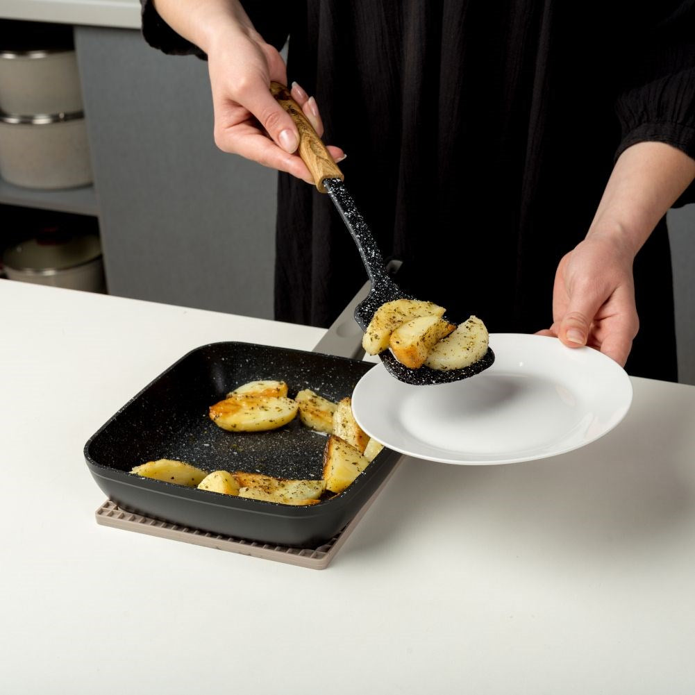 NATURE openwork kitchen spatula 32.5 cm