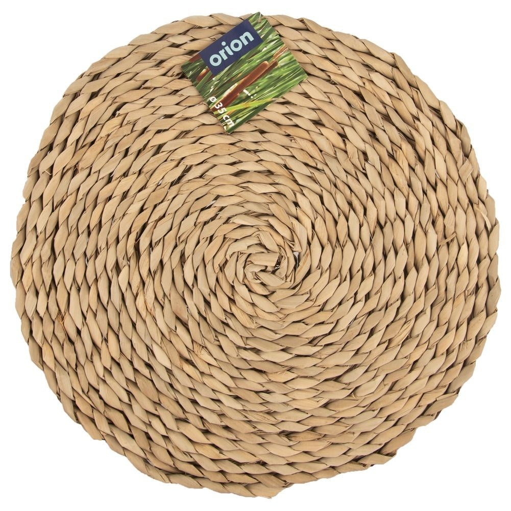 Natural round kitchen mat made of sawdust for all interiors
