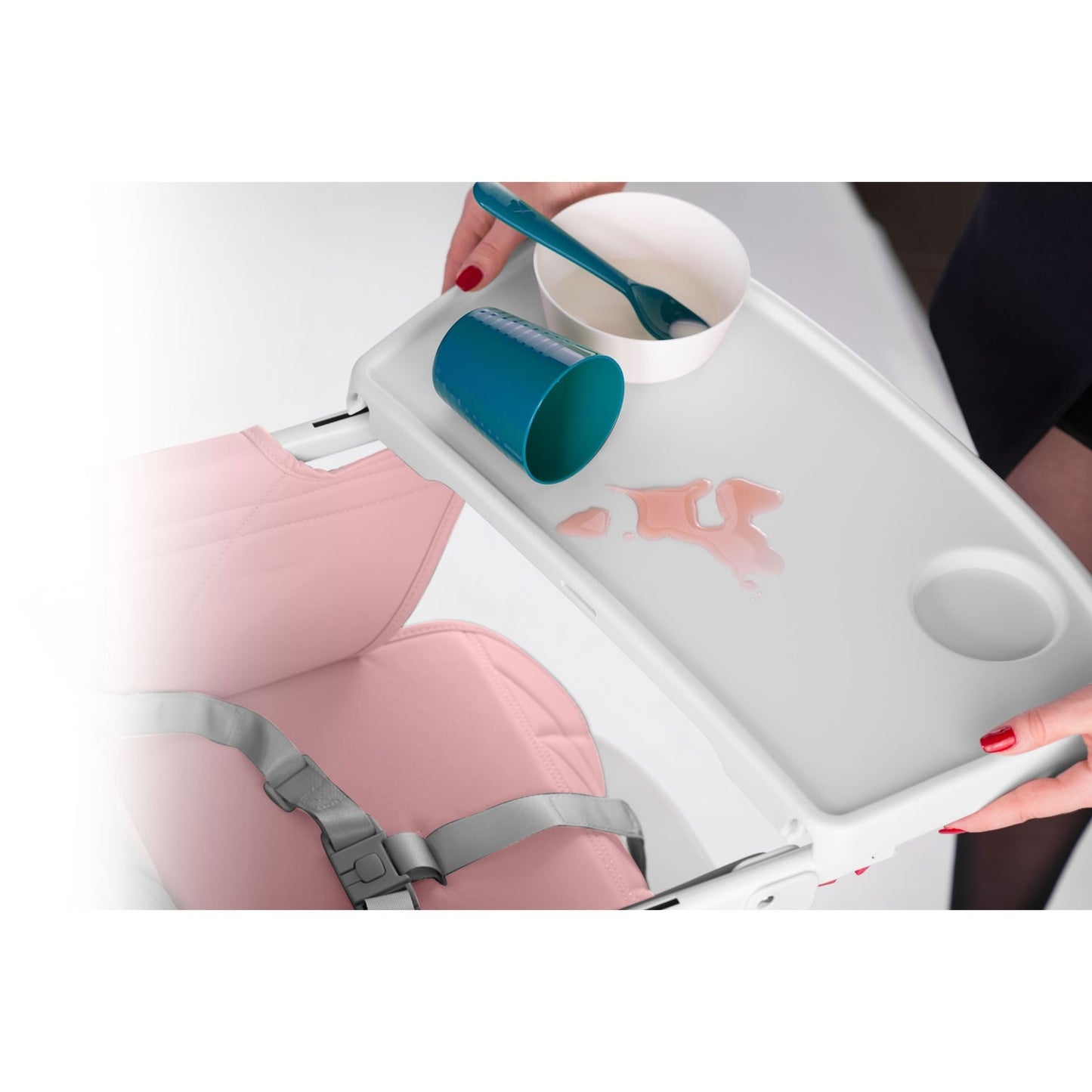 Nuco feeding chair white + pink