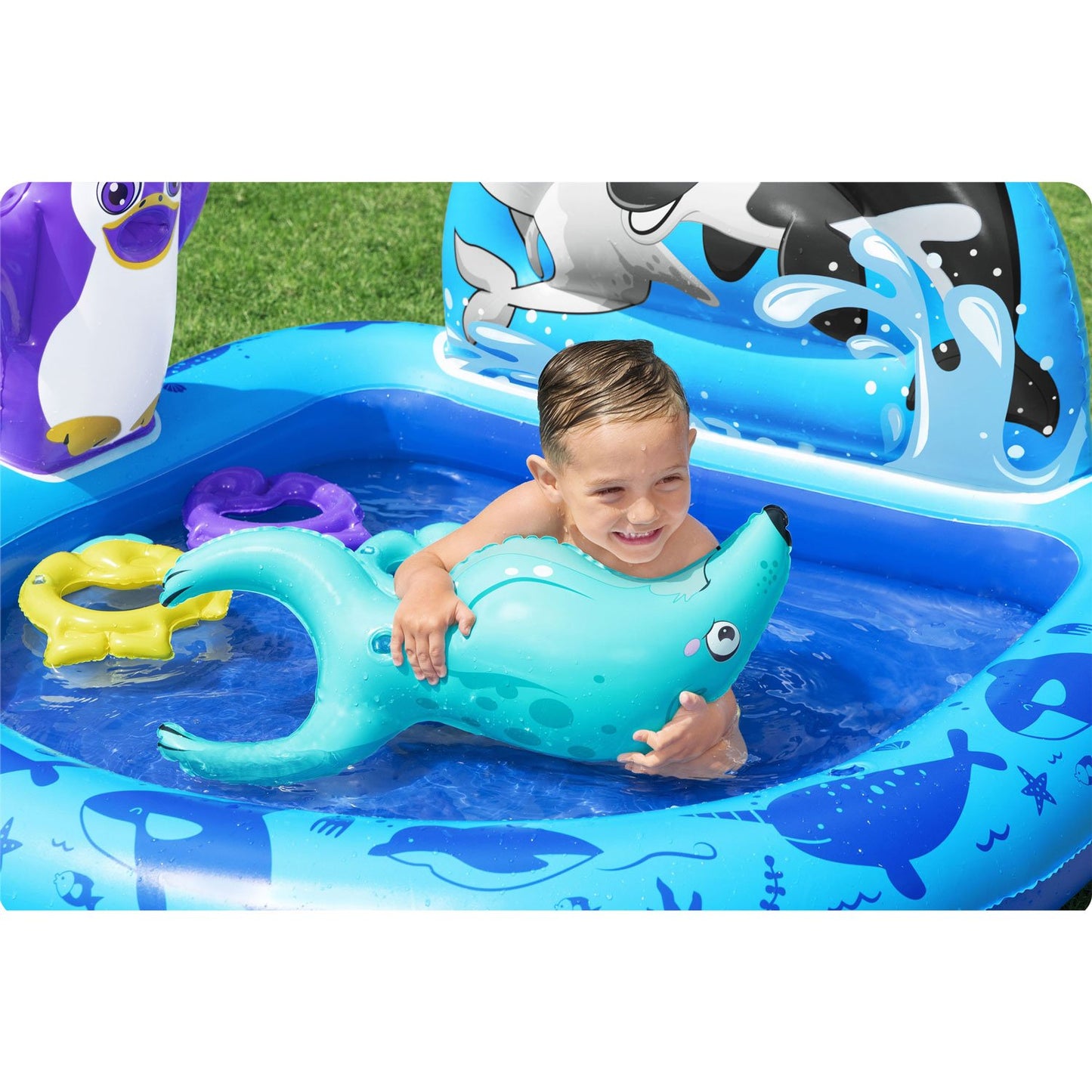 Polar Pals inflatable playground 134 x 131 x 73 cm Bestway 53156
