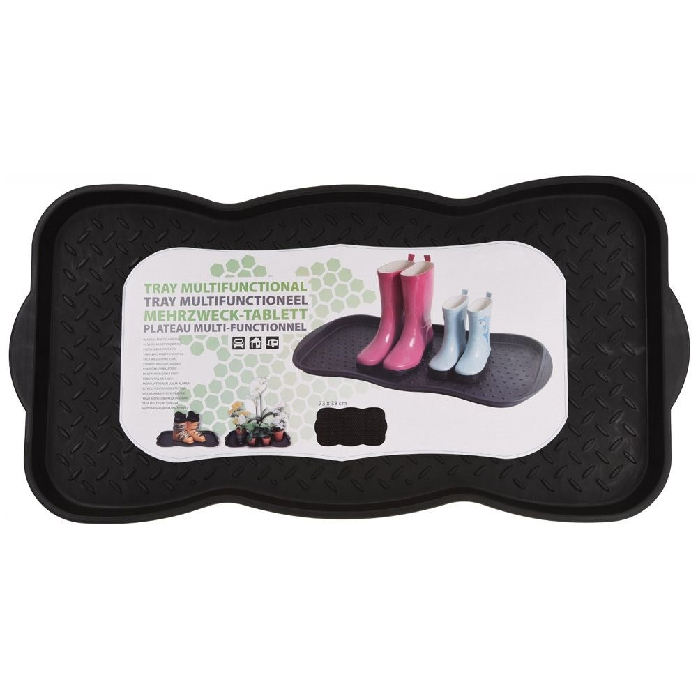 Rain mat: Protects the floor and pots from dirt