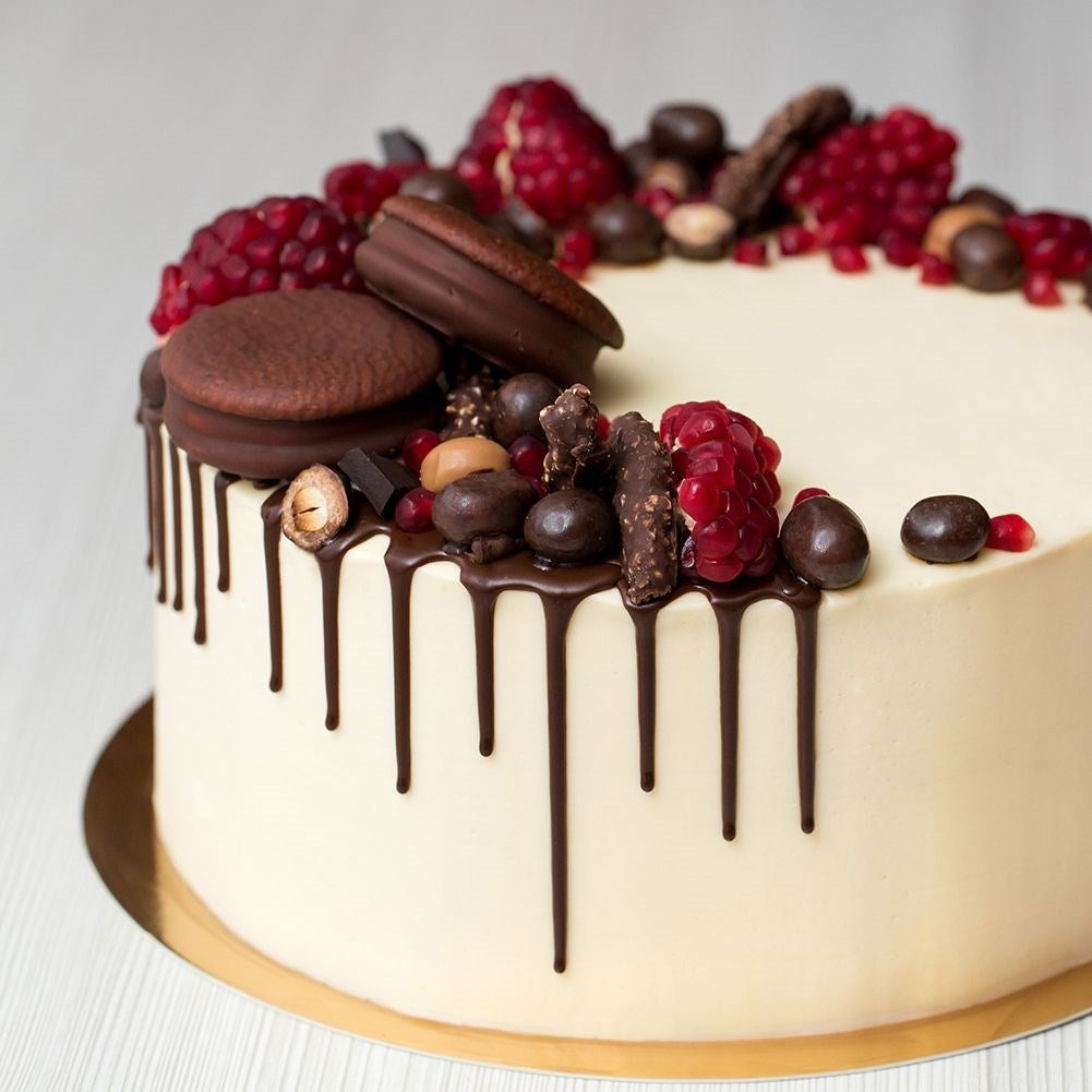 Round cake plate 30 cm, thick cardboard, golden foil