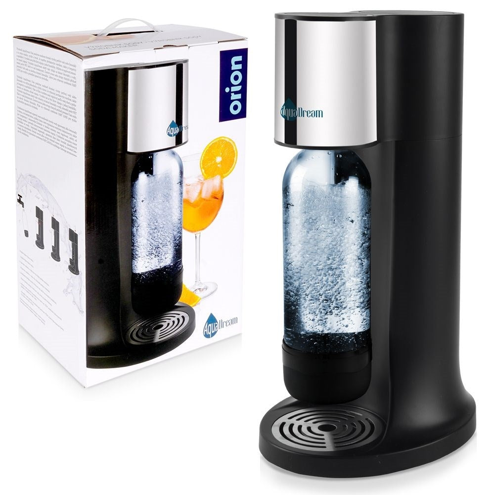 Saturator for carbonated water with safety valve