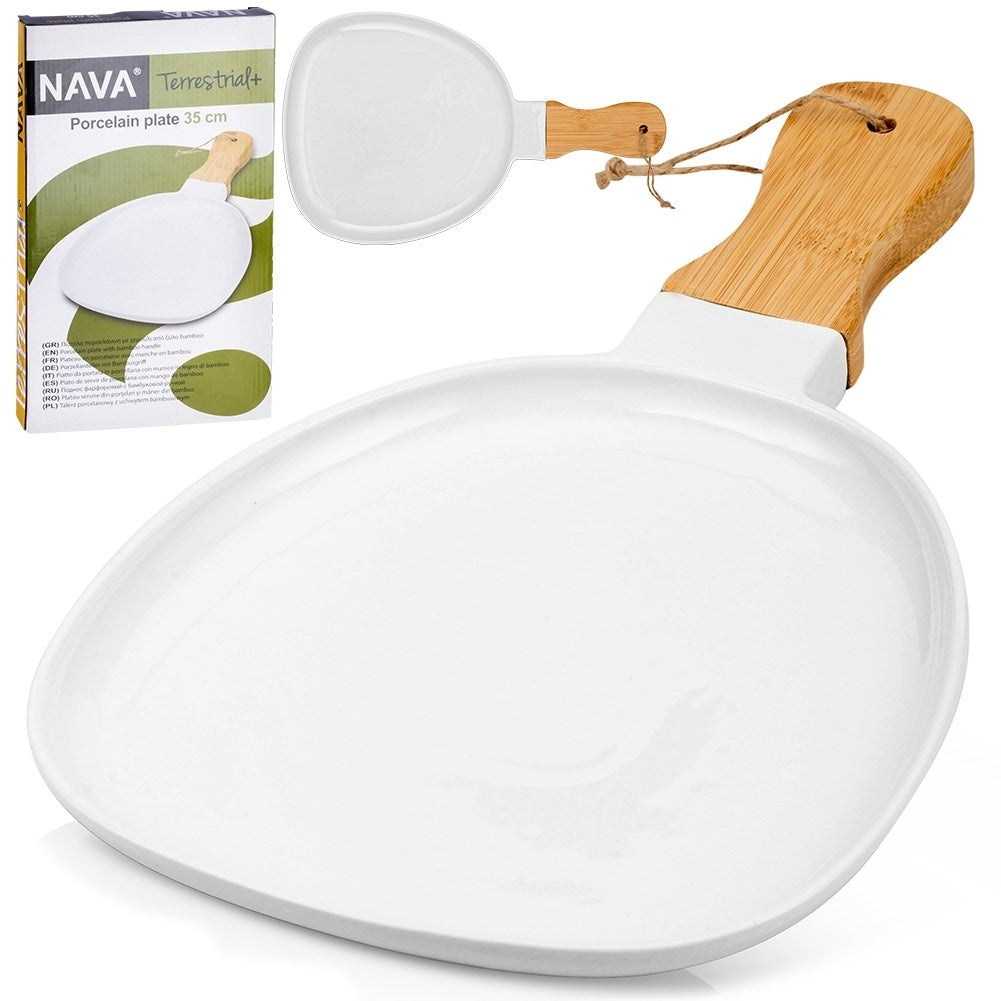 Serving dish with handle in white porcelain and bamboo wood