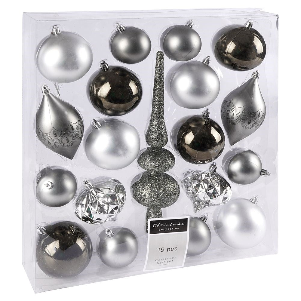 Set of 19 unbreakable Christmas tree balls in silver, matt and shiny