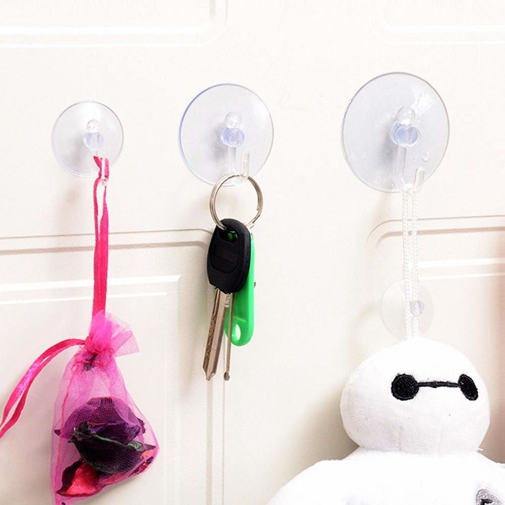 Set of 8 suction cup hooks for kitchen and bathroom