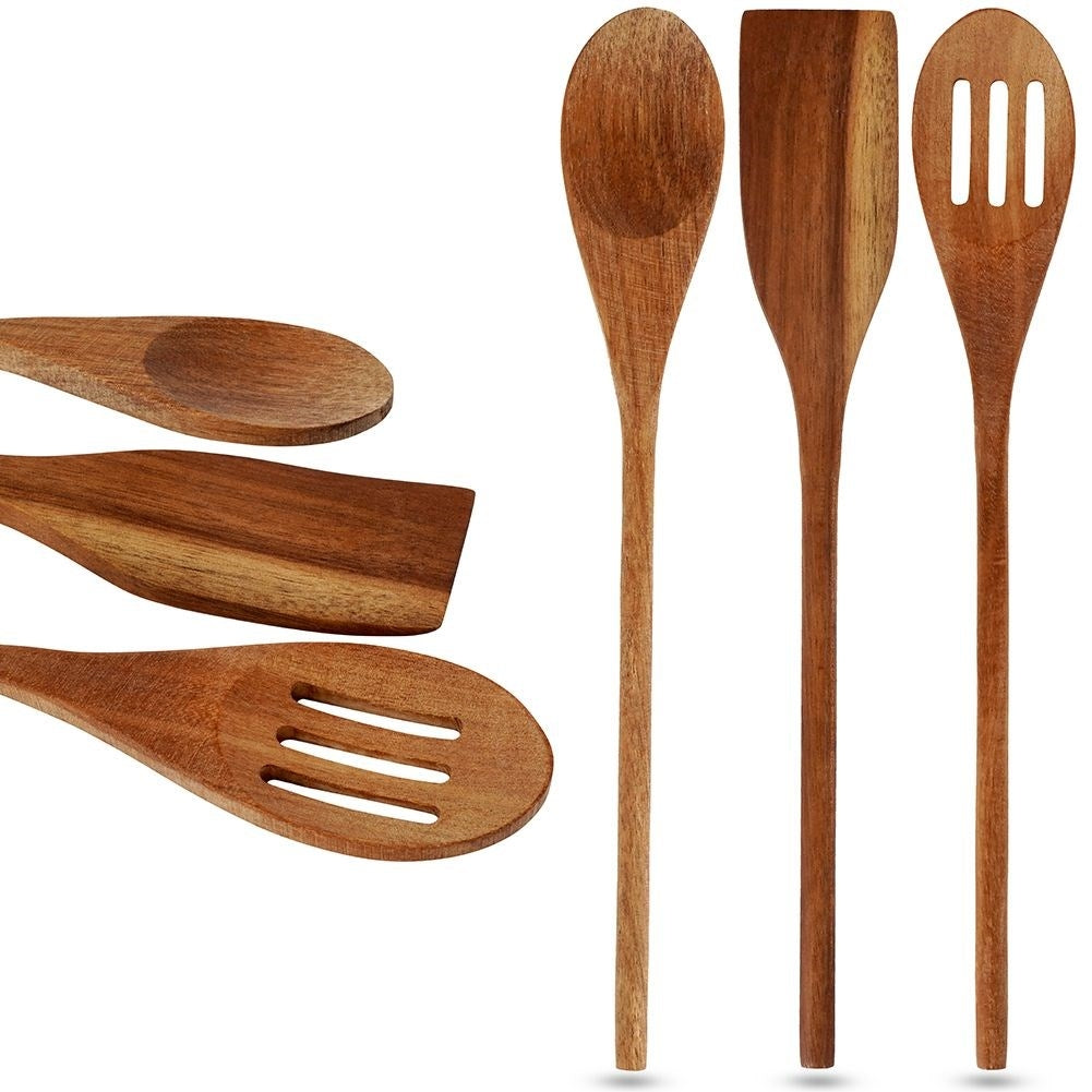 Set of kitchen utensils in acacia wood: all-round spoon, slotted spoon, universal spoon