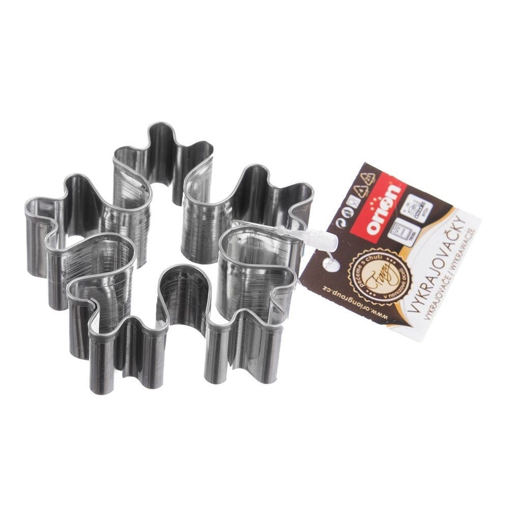 Snowflake mold in stainless steel for unique cookies and gingerbread cookies