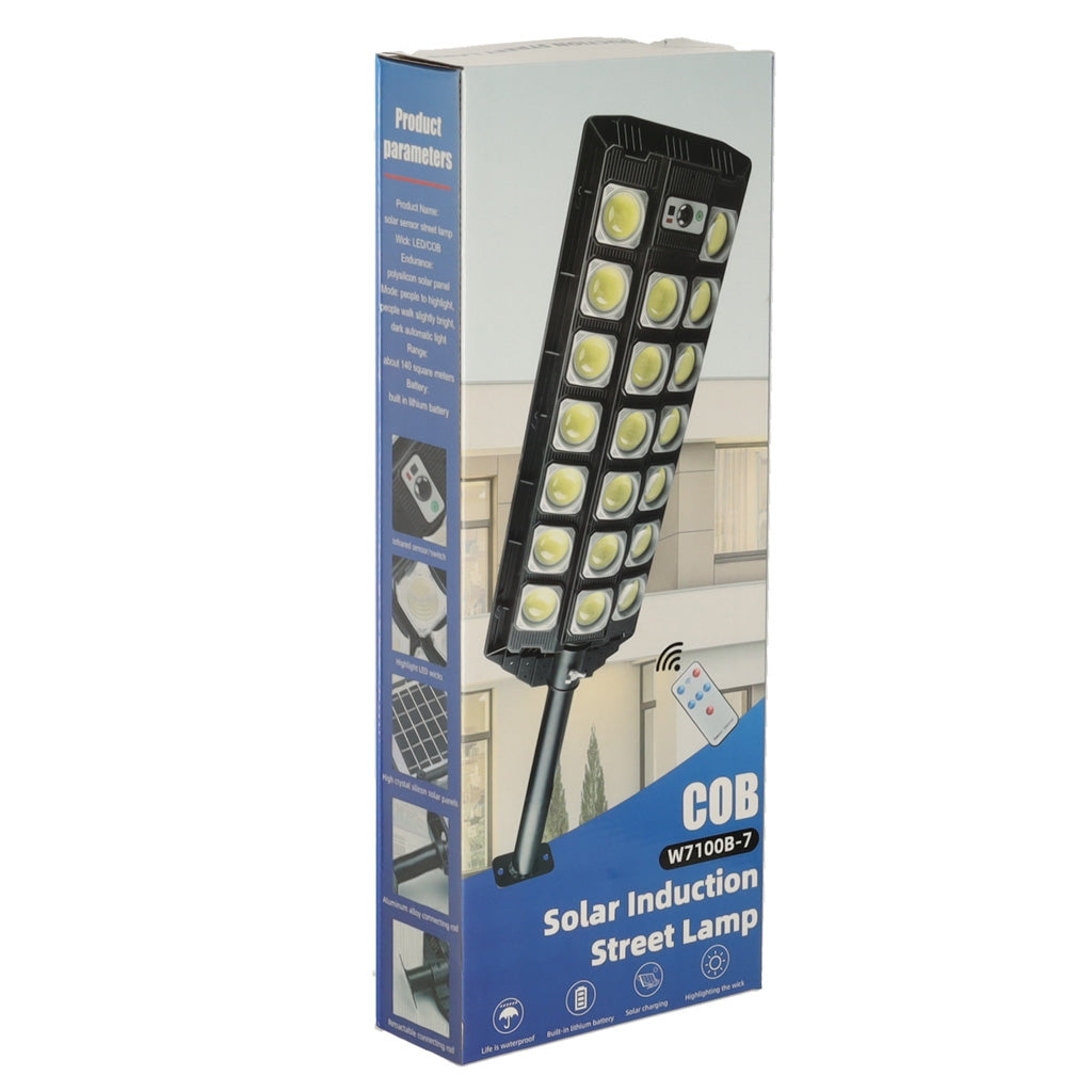 Solar LED Outdoor Lantern – Halogen Effect