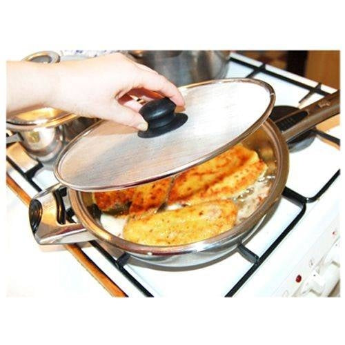 Splash guard and strainer for frying pan, practical and multifunctional