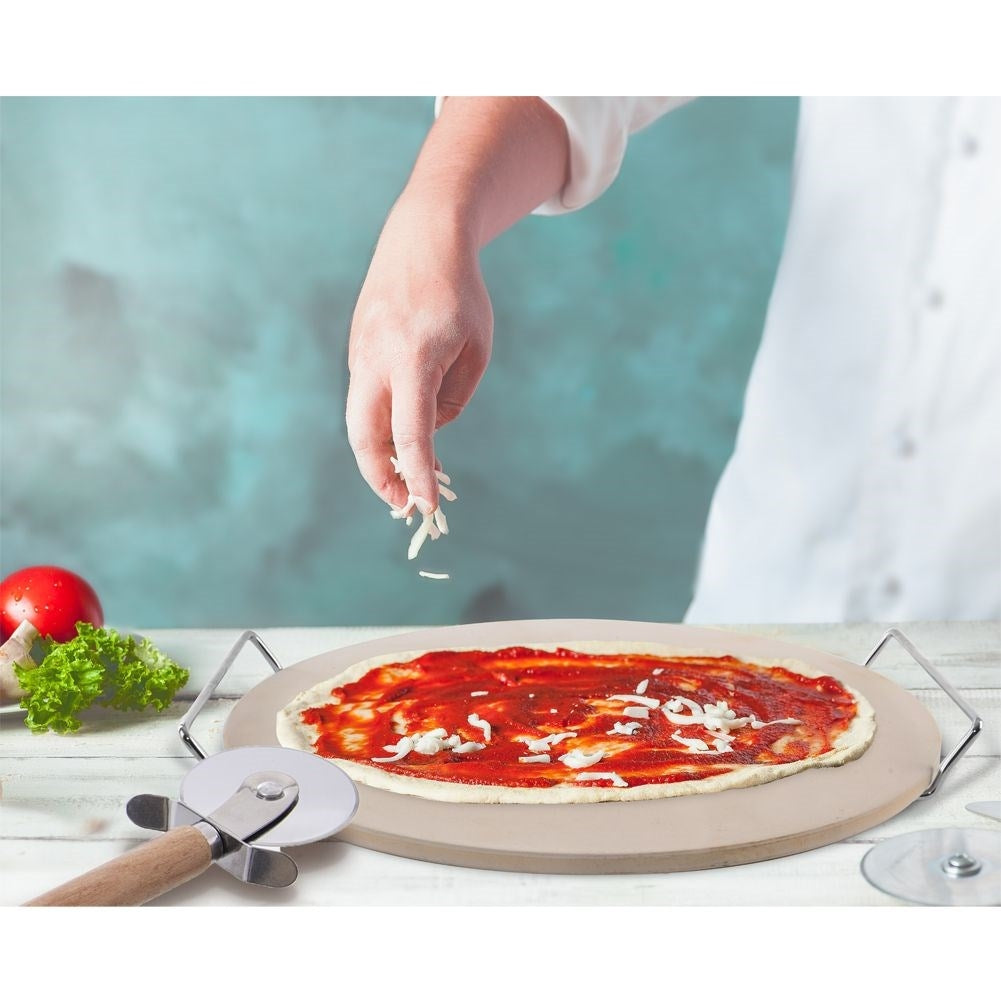 The chamotte test: Even baking & crispy bottom with a pizza knife