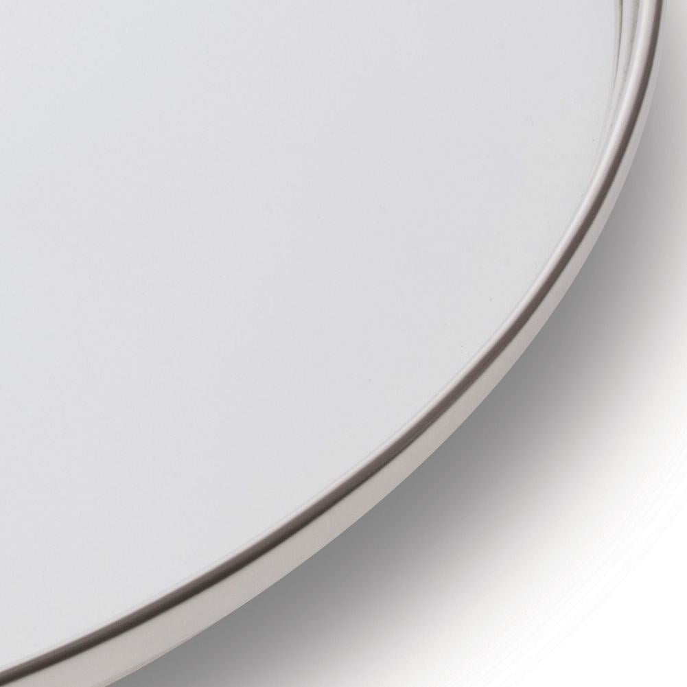 Universal glass lid for pots and pans with steam valve. Dishwasher safe.Universal glass lid for pots and pans with steam valve. The design of the lid allows excess steam to easily escape, preventing food from boiling over. This glass lid is also dishw