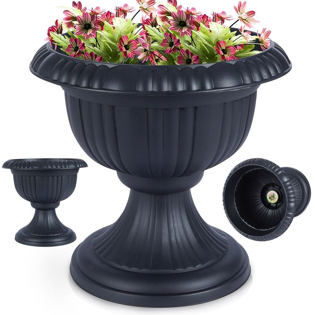 Weather-resistant anthracite colored beaker for the garden