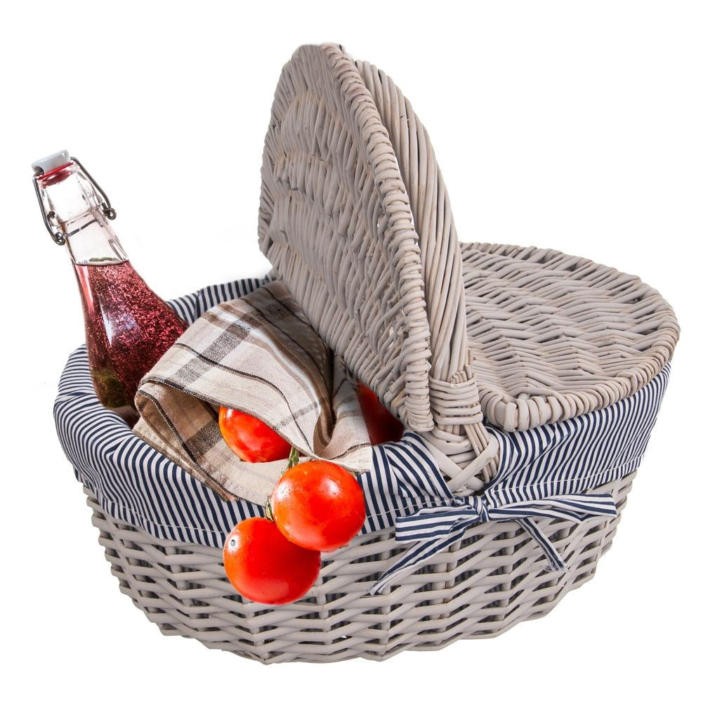 Wicker picnic basket