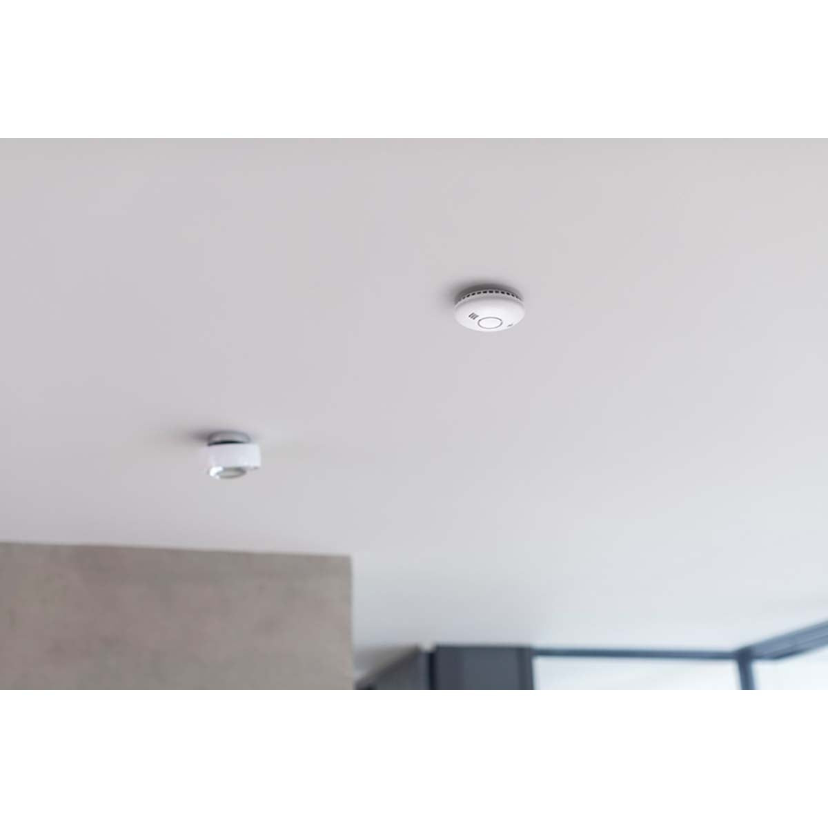 brennenstuhl®Connect Smart smoke and heat detectors WRHM01 with app notification and penetrating alarm signal 85 Db