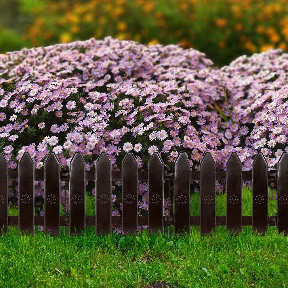 10 Decorative Garden Fences for Unique Plant Borders