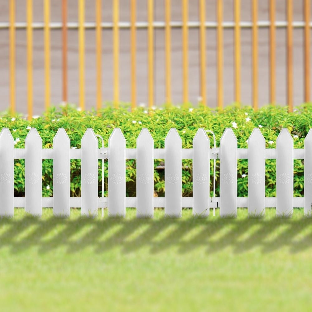 10 great weather resistant garden fences for your garden