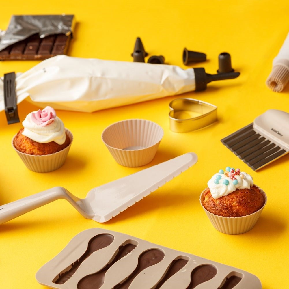 12 Silicone Molds: Light, Flexible, High Temperature Resistance