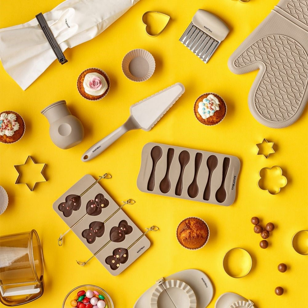 12 Silicone Molds: Light, Flexible, High Temperature Resistance