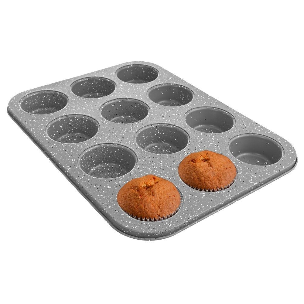 12-muffin tin: Non-stick, dishwasher safe, minimal fat