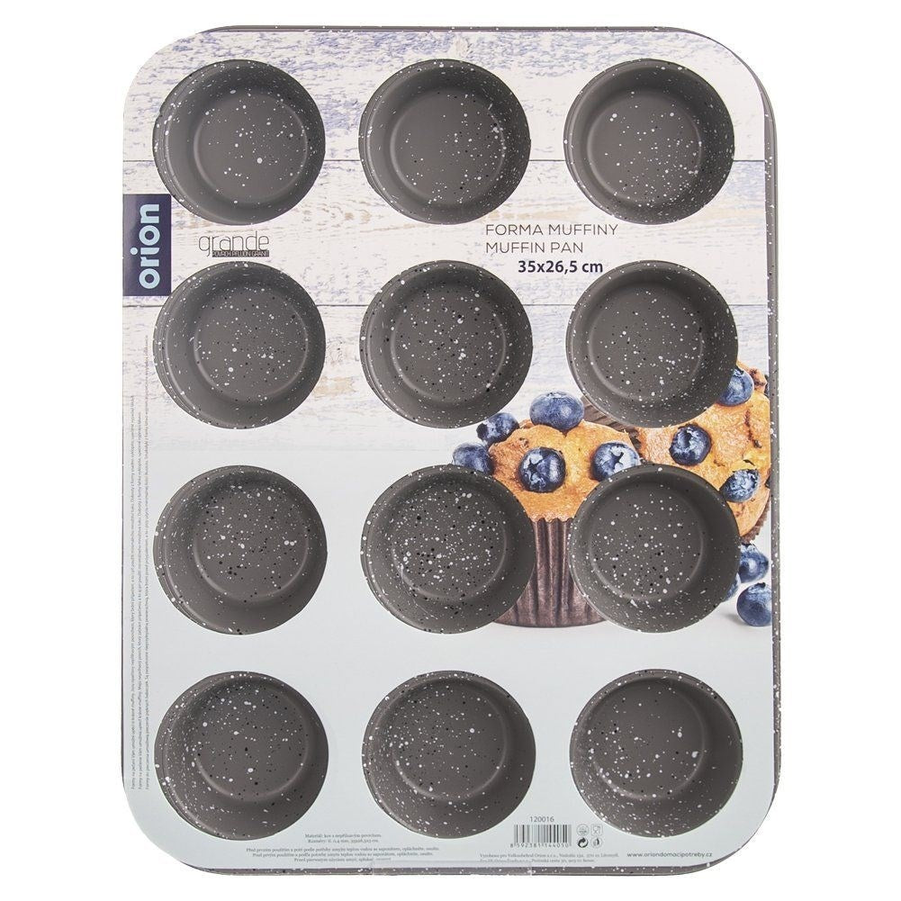12-muffin tin: Non-stick, dishwasher safe, minimal fat