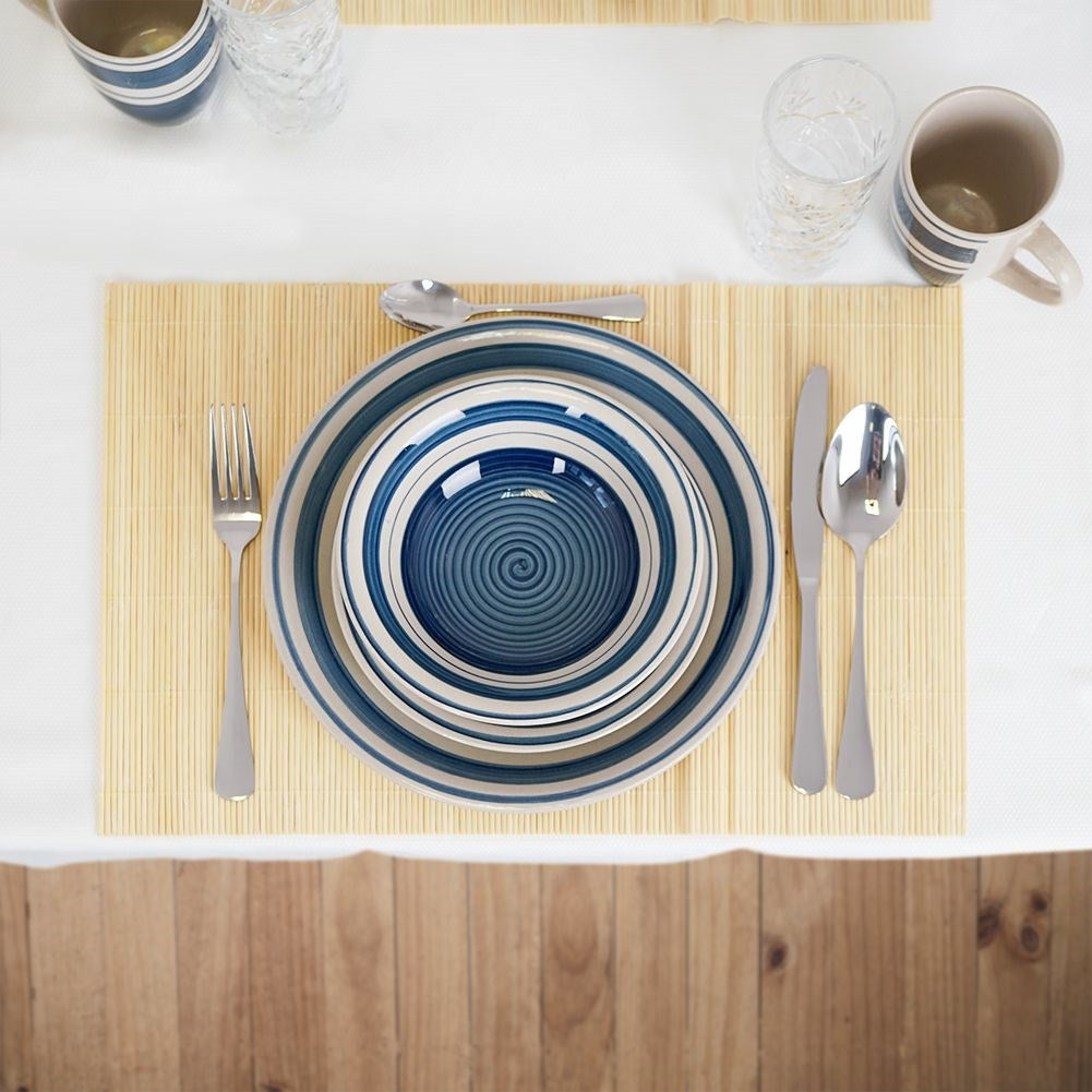 16-piece stoneware set for 4 people, dishwasher & microwave safe