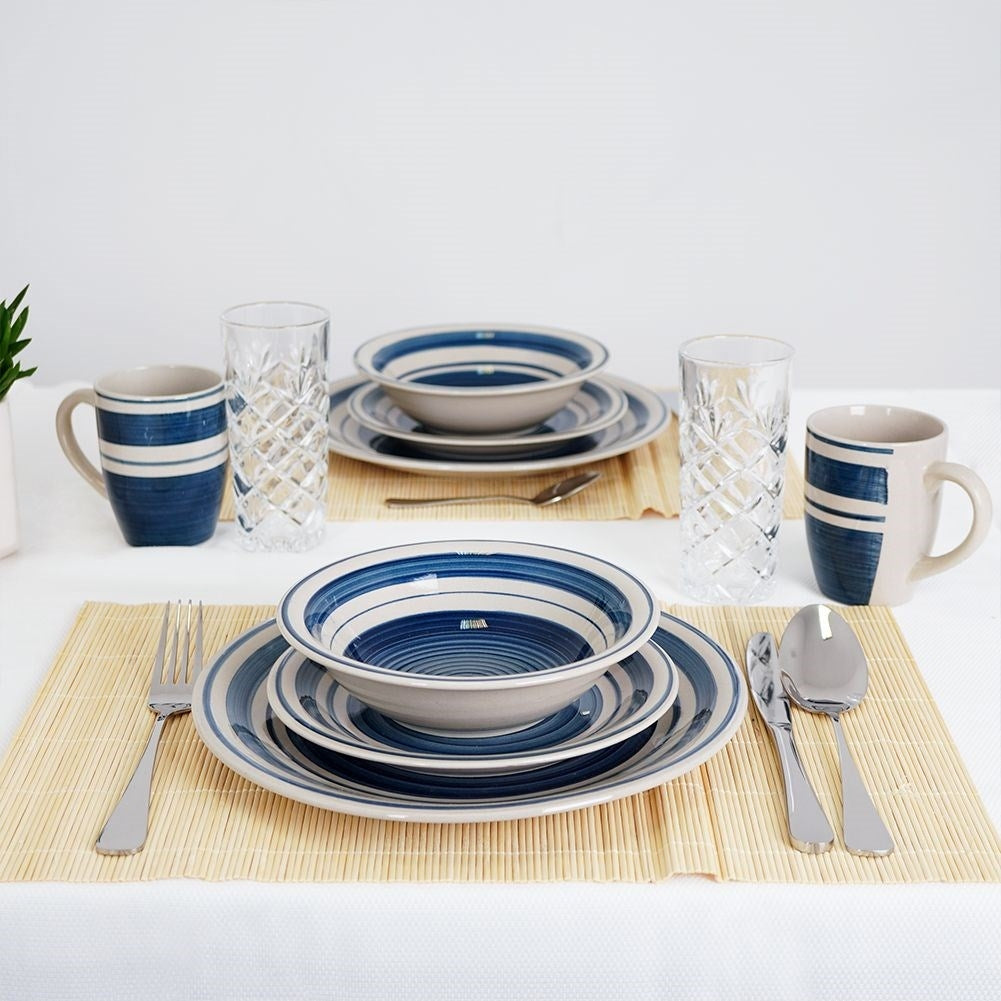 16-piece stoneware set for 4 people, dishwasher & microwave safe