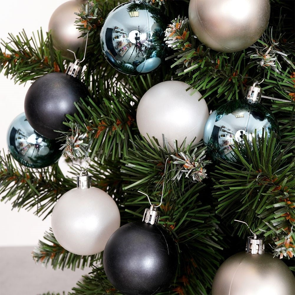 16 unbreakable Christmas tree balls: blue, silver, white, navy blue