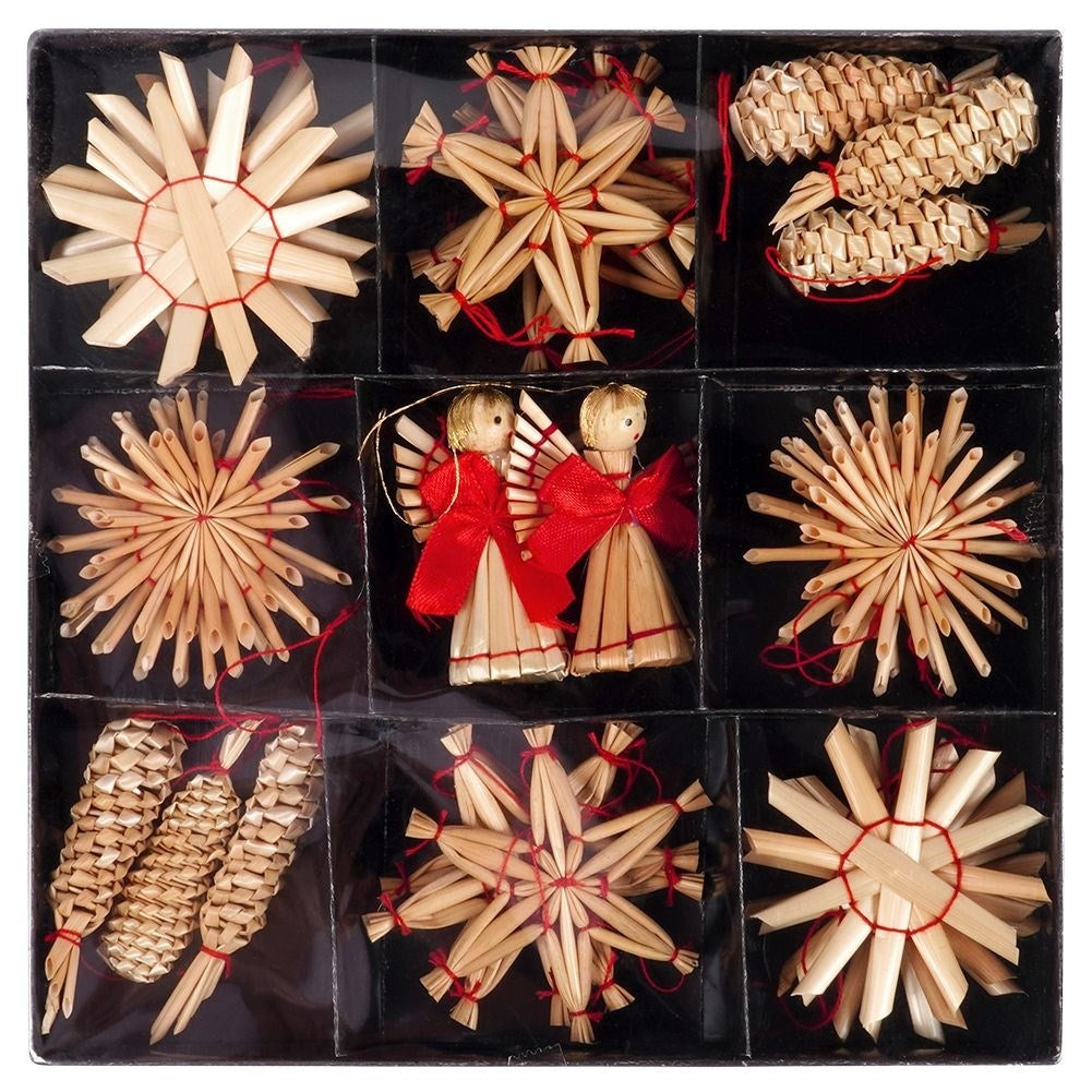 24 Handmade Straw Christmas Decorations in 5 Patterns